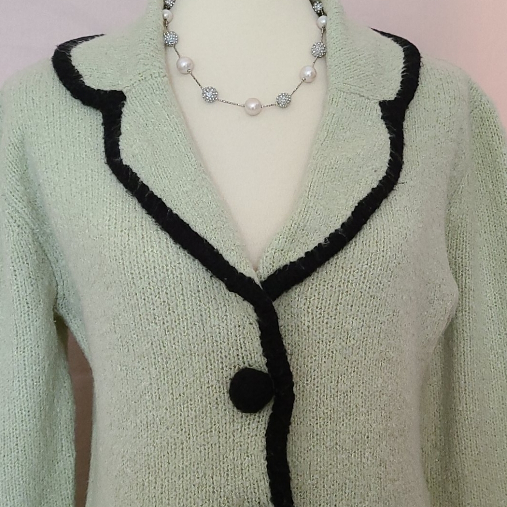Collared Button Front Cardigan - Picture 4 of 9